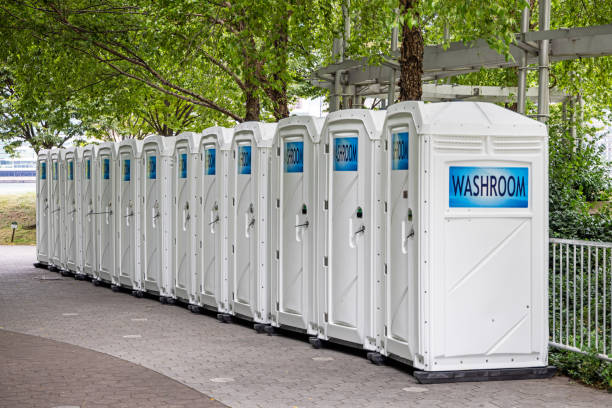 Best Porta potty rental near me  in Harlowton, MT